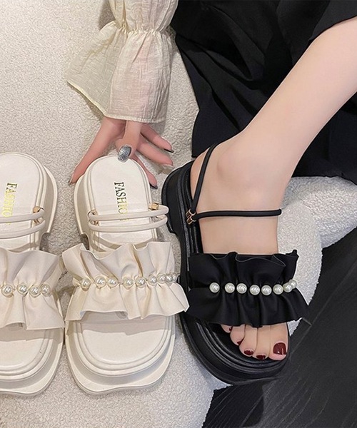 Lace Ladies(レースレディース)の「2WAY フリル パール アンクルストラップ 厚底 サンダル(サンダル・レディース・アイボリー/ブラック・25cm/24.5cm/24cm/23.5cm/23cm/22.5cm)」の7枚目の写真