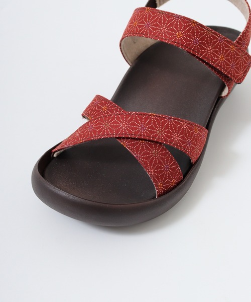 Re:getA(リゲッタ)の「RegettaCanoe CJFW3518 和柄麻の葉クロスベルトローヒールサンダル(サンダル・レディース・ブラック/アイボリー/レッド・L/LL/S/M)」の7枚目の写真
