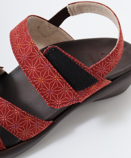 Re:getA(リゲッタ)の「RegettaCanoe CJFW3518 和柄麻の葉クロスベルトローヒールサンダル(サンダル・レディース・ブラック/アイボリー/レッド・L/LL/S/M)」の9枚目の写真