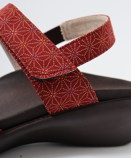 Re:getA(リゲッタ)の「RegettaCanoe CJFW3518 和柄麻の葉クロスベルトローヒールサンダル(サンダル・レディース・ブラック/アイボリー/レッド・L/LL/S/M)」の11枚目の写真