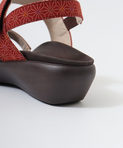 Re:getA(リゲッタ)の「RegettaCanoe CJFW3518 和柄麻の葉クロスベルトローヒールサンダル(サンダル・レディース・ブラック/アイボリー/レッド・L/LL/S/M)」の15枚目の写真