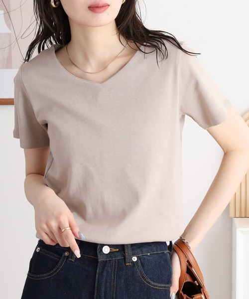 VネックコンパクトコットンTシャツ（Tシャツ/カットソー