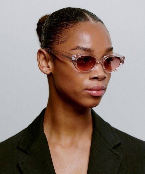 A.Kjaerbede（エキアビド）の「WINNIE（サングラス・レディース・その他1/その他2/ピンク系その他/ブラウン系その他・ONE SIZE）」の2枚目の写真