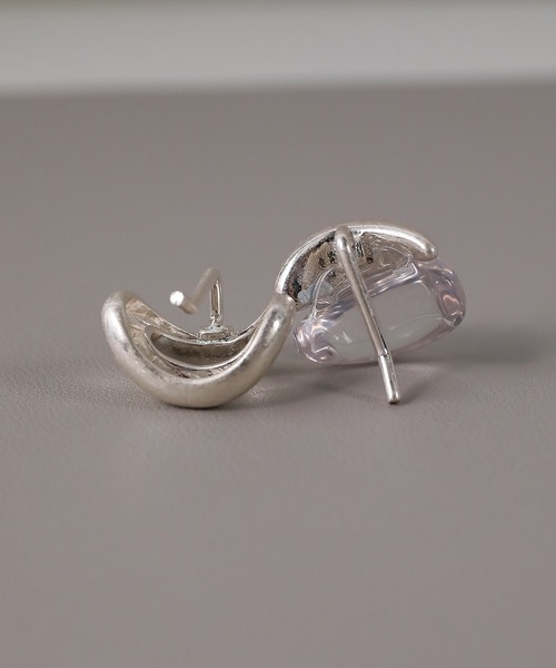 voov（ブーブ）の「2set クリア × メタル ニュアンス オーバル マット ミニヘアカフ（その他ヘアアクセサリー・レディース・シルバー/ゴールド・フリー）」の3枚目の写真