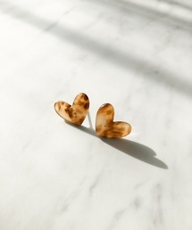 アクリルハートピアス