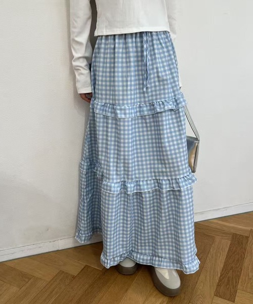 mebole（メボレ）の「ティアードギンガムチェックロングスカート（スカート・レディース・ブルー・FREE）」の4枚目の写真