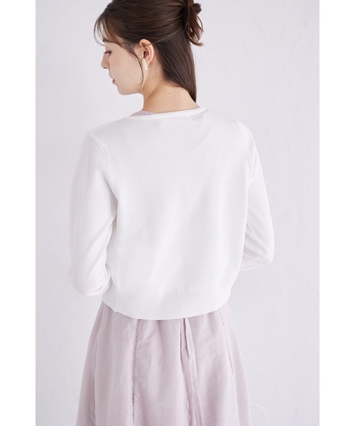 tocco closet（トッコ　クローゼット）の「プチフラワー釦カーディガン（カーディガン/ボレロ・レディース・ブラック/サックスブルー/オフホワイト/ピンク・M）」の10枚目の写真