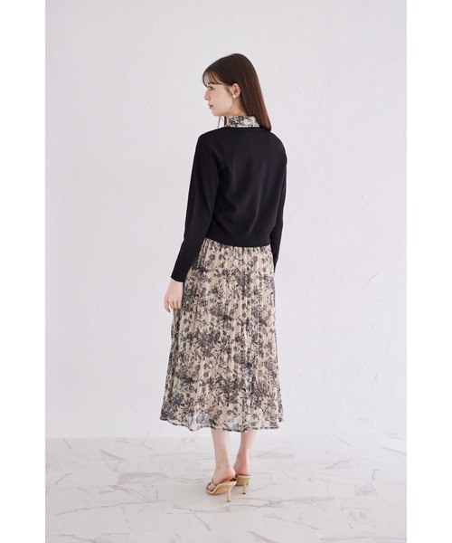 tocco closet（トッコ　クローゼット）の「プチフラワー釦カーディガン（カーディガン/ボレロ・レディース・ブラック/サックスブルー/オフホワイト/ピンク・M）」の12枚目の写真