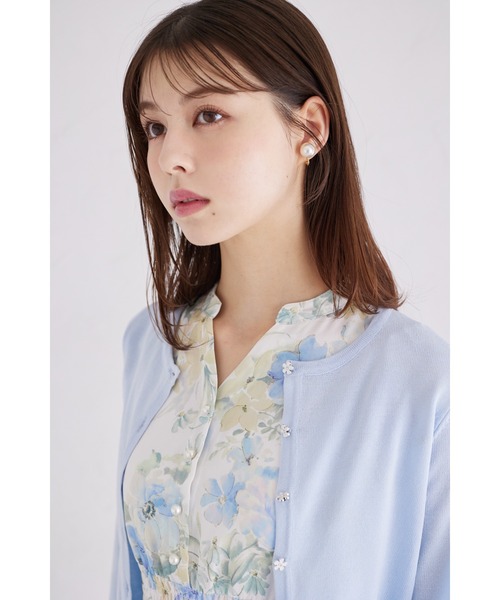 tocco closet（トッコ　クローゼット）の「プチフラワー釦カーディガン（カーディガン/ボレロ・レディース・ブラック/サックスブルー/オフホワイト/ピンク・M）」の21枚目の写真