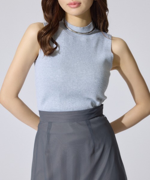 rienda（リエンダ）の「ウォッシャブルリブタンクトップ　夏服 サマーニット ノースリーブトップス（タンクトップ・レディース・ブラック/ブラウン/グレー/アイボリー・SMALL/MEDIUM）」の3枚目の写真