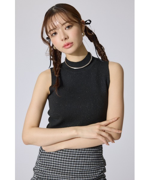 rienda（リエンダ）の「ウォッシャブルリブタンクトップ　夏服 サマーニット ノースリーブトップス（タンクトップ・レディース・ブラック/ブラウン/グレー/アイボリー・SMALL/MEDIUM）」の21枚目の写真