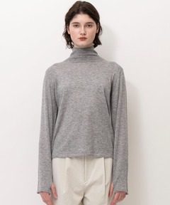 カシミヤ混ハイネックニット