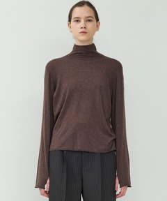 カシミヤ混ハイネックニット