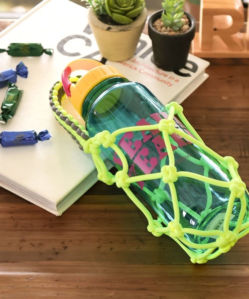 BAYFLOW（ベイフロー）の「BFコードボトルホルダー（その他雑貨・レディース・グレー/ブルー/ベージュ/イエロー/ブラック/ホワイト/グリーン・0）」の19枚目の写真