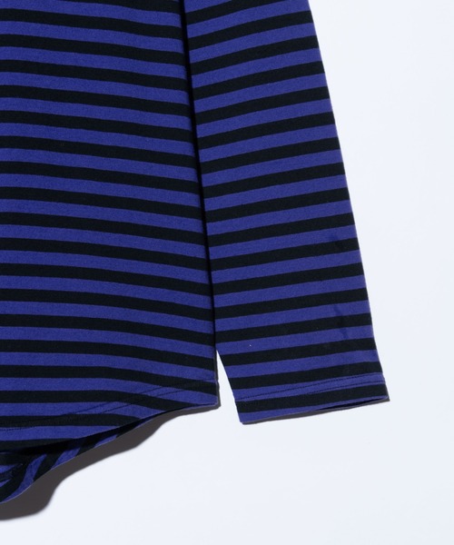 glamb（グラム）の「Loose Neck Long Sleeves T-Shirt / ルーズネックロングスリーブＴシャツ（Tシャツ/カットソー・メンズ・ホワイト/グレー/パープル/ブラック・S/M/L）」の22枚目の写真