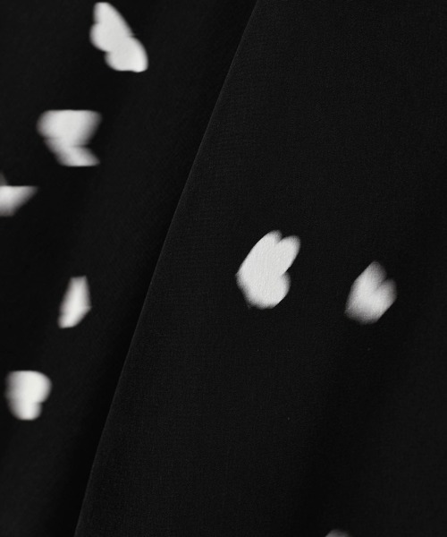 LAD MUSICIAN（ラッドミュージシャン）の「BUTTERFLY BIG SHIRT（シャツ/ブラウス・メンズ・ブラック/グレー・42/44/46）」の5枚目の写真