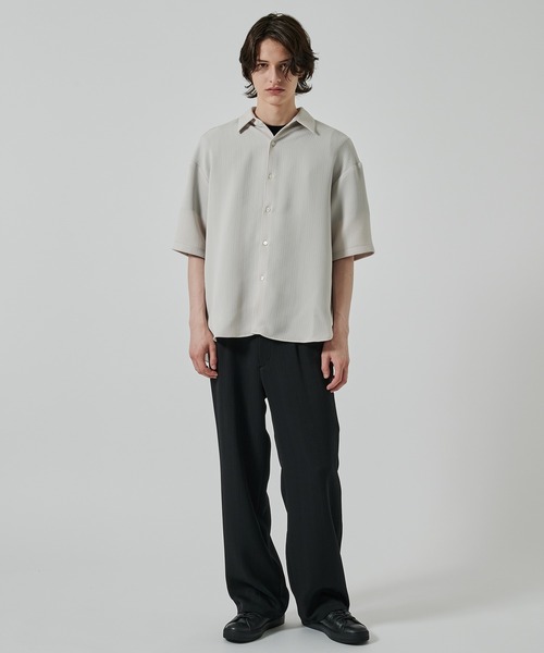 STUDIOUS(ステュディオス)の「【STUDIOUS】PLEATS SHIRTS(シャツ/ブラウス・メンズ・ライトベージュ/ブラック・1/2)」の4枚目の写真