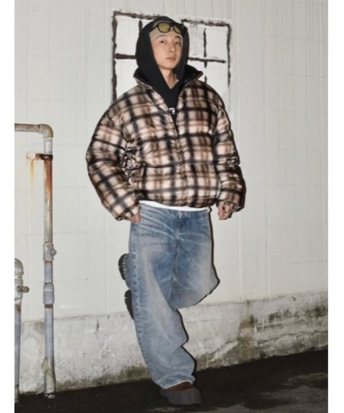 DIESEL(ディーゼル)の「メンズ ニットキャップ K-ARAC(ニットキャップ/ビーニー・メンズ・ブラック/ベージュ・UNI)」の9枚目の写真