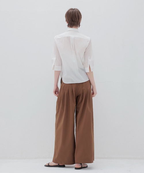 DRESSLAVE(ドレスレイブ)の「narrow belt tuck wide pants(ナローベルトタックワイドパンツ)(その他パンツ・レディース・ブラック/ブラウン・36/38)」の3枚目の写真