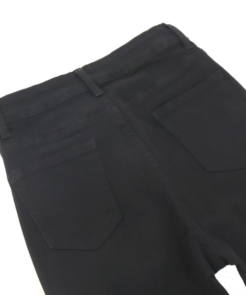 ANAP(アナップ)の「レイヤード風 デニム フレア パンツ(デニムパンツ・レディース・ライトブルー/ブラック・M/S)」の15枚目の写真