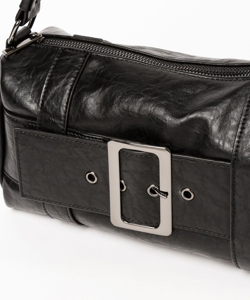 FOREVER 21（フォーエバー トゥエンティーワン）の「【2025SS】ベルトボストンバッグ（ハンドバッグ・レディース・ブラック/ブラウン/レッド・FREE）」の16枚目の写真