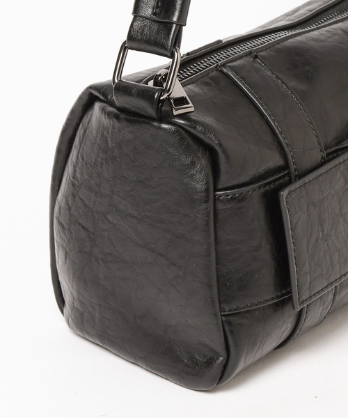 FOREVER 21（フォーエバー トゥエンティーワン）の「【2025SS】ベルトボストンバッグ（ハンドバッグ・レディース・ブラック/ブラウン/レッド・FREE）」の19枚目の写真