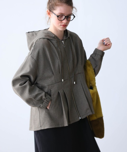 Kelen（ケレン）の「「KELEN / ケレン」ウエストタックデザインフードジャケット（その他アウター・レディース・ベージュ/ブラウン/ブルー系その他・S/M）」の2枚目の写真