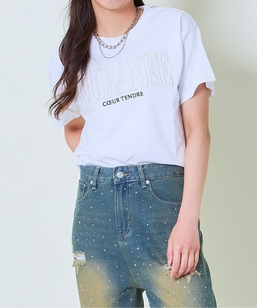 GORGE（ゴージ）の「《ラメ刺繍ロゴ》レディース 半袖Tシャツ カジュアル 春夏秋（Tシャツ/カットソー・レディース・ピンク/オフホワイト/チャコール・F）」の2枚目の写真