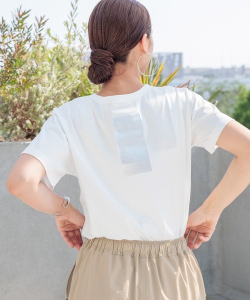 HEREIAM(ヘレイアム)の「【HEREIAM】バックタグプリントT(Tシャツ/カットソー・レディース・ブラック/ホワイト/ブルー・FREE)」の6枚目の写真