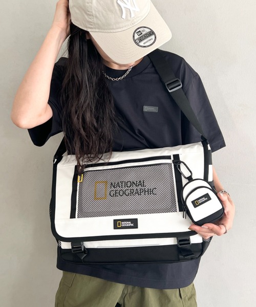 NATIONAL GEOGRAPHIC（ナショナルジオグラフィック）の「【日本未発売/WEB限定】NATIONAL GEOGRAPHIC(ナショナル ジオグラフィック)/大容量 12L A4対応 フラップ メッセンジャー ショルダーバッグ/PACHI MESSENGER BAG（ショルダーバッグ・レディース・ホワイト/ブラック/ベージュ・FREE）」の17枚目の写真