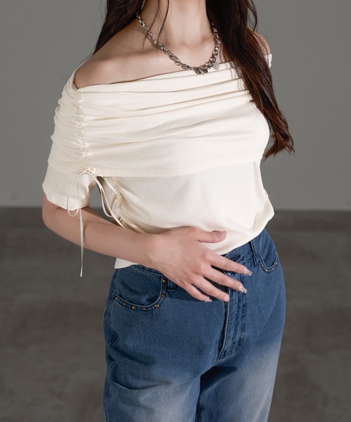apres jour mignon(アプレジュールミニョン)の「シャーリングオフショルトップス【ZOZOTOWN限定アイテム】(Tシャツ/カットソー・レディース・ピンク/アイボリー/ブルー/チャコールグレー/オフホワイト/ブラック・X-LARGE/フリー)」の21枚目の写真