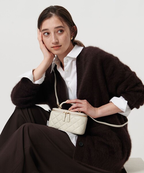 UNITED ARROWS（ユナイテッドアローズ）の「マイクロ バニティ バッグ（ショルダーバッグ・レディース・オフホワイト/ブラック・FREE）」の3枚目の写真