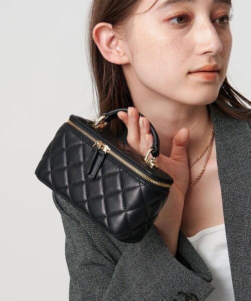 バニティ バッグ item88a3924897f711efa4ca0242ac
