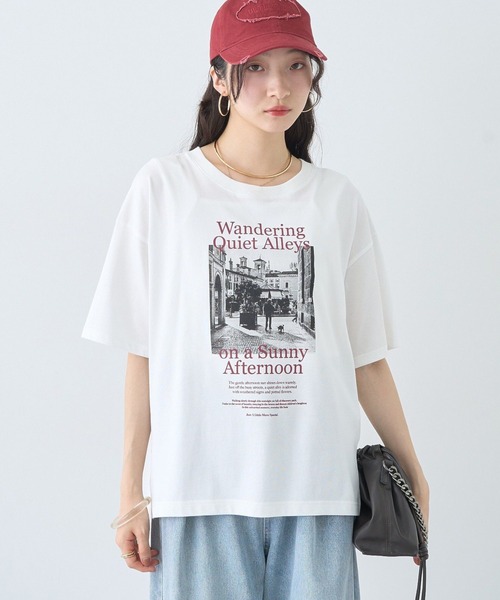 earth music&ecology(アースミュージックアンドエコロジー)の「アソートプリントレギュラースリットTee(Tシャツ/カットソー・レディース・ブラック/ベージュ/チャコールグレー/オフホワイト・FREE)」の1枚目の写真