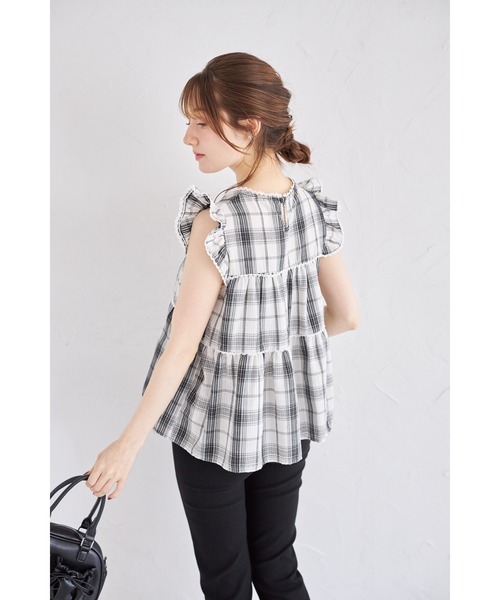 tocco closet（トッコ　クローゼット）の「【ZOZO限定】チェックティアードフリルブラウス（シャツ/ブラウス・レディース・ブラック/ホワイト/ネイビー・M）」の10枚目の写真