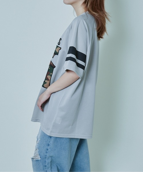 GORGE（ゴージ）の「《メッシュ×BIGロゴ》ナンバリングTシャツ／カジュアルストリート（Tシャツ/カットソー・レディース・グレー/ブラック/オフホワイト・F）」の19枚目の写真