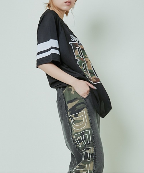 GORGE（ゴージ）の「《メッシュ×BIGロゴ》ナンバリングTシャツ／カジュアルストリート（Tシャツ/カットソー・レディース・グレー/ブラック/オフホワイト・F）」の9枚目の写真