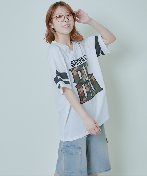 GORGE（ゴージ）の「《メッシュ×BIGロゴ》ナンバリングTシャツ／カジュアルストリート（Tシャツ/カットソー・レディース・グレー/ブラック/オフホワイト・F）」の11枚目の写真