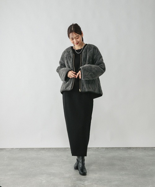 GLOBAL WORK(グローバルワーク)の「リバーシブルファーキルトブルゾン/494074(ブルゾン・レディース・グレイッシュベージュ/ベージュ/チャコールグレー・MEDIUM/LARGE)」の11枚目の写真