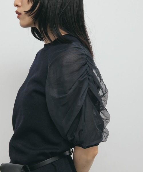 KBF（ケイビーエフ）の「チュールスリーブニット（ニット/セーター・レディース・ネイビー/ブラウン/ライトベージュ・ONE）」の10枚目の写真