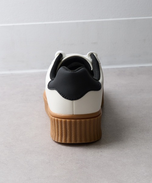 U.S. POLO ASSN.（ユーエスポロアッスン）の「【U.S. POLO ASSN.】ボリュームソール ワンポイント スニーカー（スニーカー・レディース・ホワイト/ブラック系1/ブラック/ホワイト系1/ブラウン・22.5cm/23cm/23.5cm/24㎝/24.5cm/24cm）」の12枚目の写真