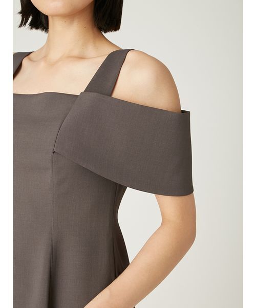 FRAY I.D(フレイアイディー)の「オフショルアシメマーメイドドレス(ドレス・レディース・グレー/ブラック/ブルー・0/1)」の12枚目の写真