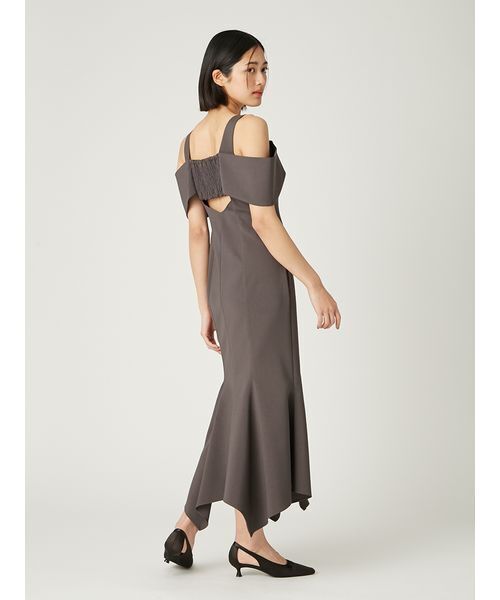 FRAY I.D(フレイアイディー)の「オフショルアシメマーメイドドレス(ドレス・レディース・グレー/ブラック/ブルー・0/1)」の16枚目の写真