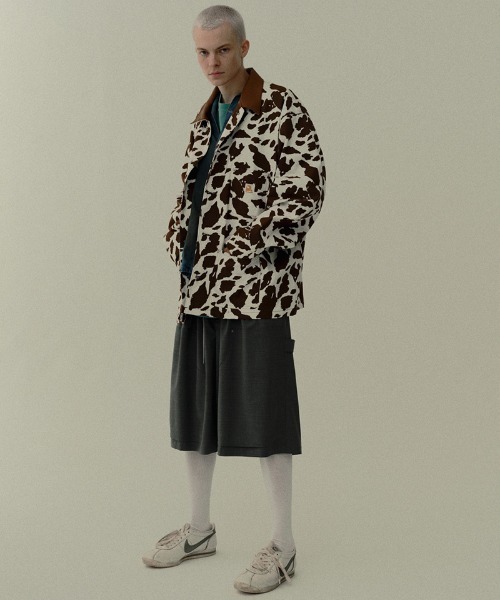 DISCOVERED(ディスカバード)の「mj10984-COW PRINT COVERALL カバーオール(DC-SS26-BL-01)(カバーオール・メンズ・ブラック/ブラウン・1/3)」の5枚目の写真