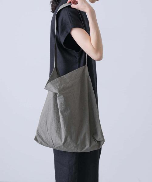 かぐれ（カグレ）の「コットンショルダーバッグ（ショルダーバッグ・レディース・グレー/レッド/ネイビー/ブラック・FREE）」の5枚目の写真