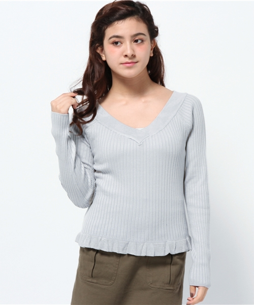 one after another NICE CLAUP(ワンアフターアナザーナイスクラップ)の「【ナイスクラップ】裾フリル重ねVネックニット(ニット/セーター・レディース・アイボリー/ピンク/サックスブルー/ブラック・FREE)」の14枚目の写真