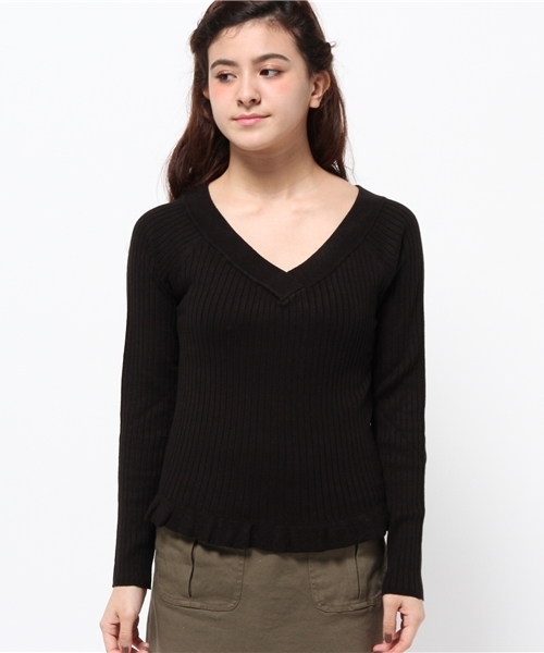 one after another NICE CLAUP(ワンアフターアナザーナイスクラップ)の「【ナイスクラップ】裾フリル重ねVネックニット(ニット/セーター・レディース・アイボリー/ピンク/サックスブルー/ブラック・FREE)」の5枚目の写真