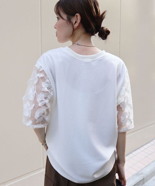 le.coeur blanc(ルクールブラン)の「スリーブシアーレースプルオーバー(Tシャツ/カットソー・レディース・ブラック/オフホワイト・38)」の18枚目の写真