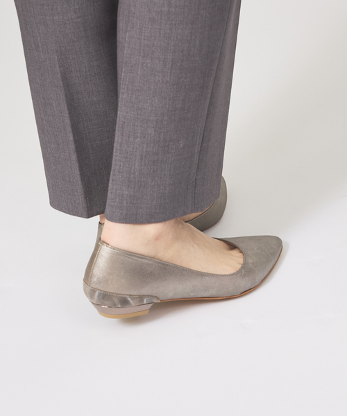 Au BANNISTER（オゥバニスター）の「【累計10万足突破！】ボロネーゼカッターパンプス（パンプス・レディース・ブラウン/シルバー/ネイビー・38/37/36/35/34/40/39）」の7枚目の写真