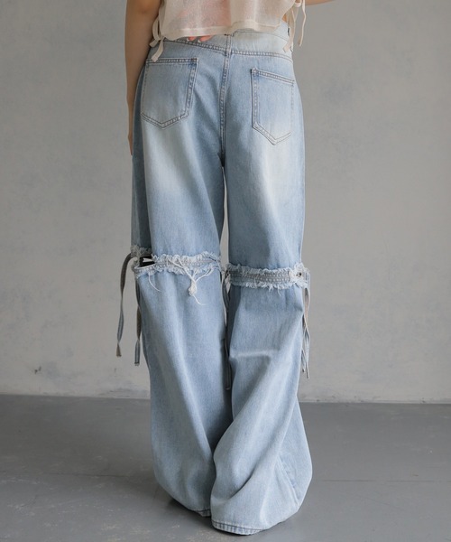 cheriella(シェリエラ)の「【cheriella】サイドリボンヴィンテージライクデニム SIDE RIBBON VINTAGE-LIKE DENIM(デニムパンツ・レディース・ライトブルー/チャコールグレー・S/M)」の17枚目の写真